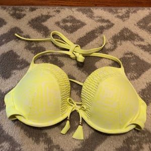 Victoria’s Secret bikini top